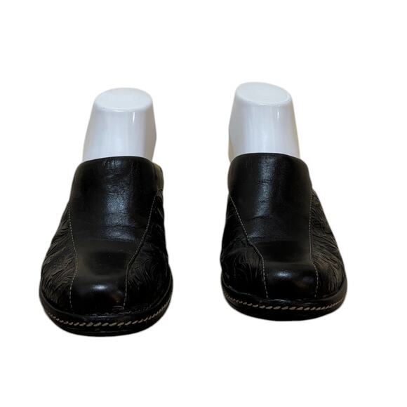 Sofft Clogs Women 7.5 Black Tooled Leather Western Slip On Casual‎ Boho 1009401 - Picture 3 of 9